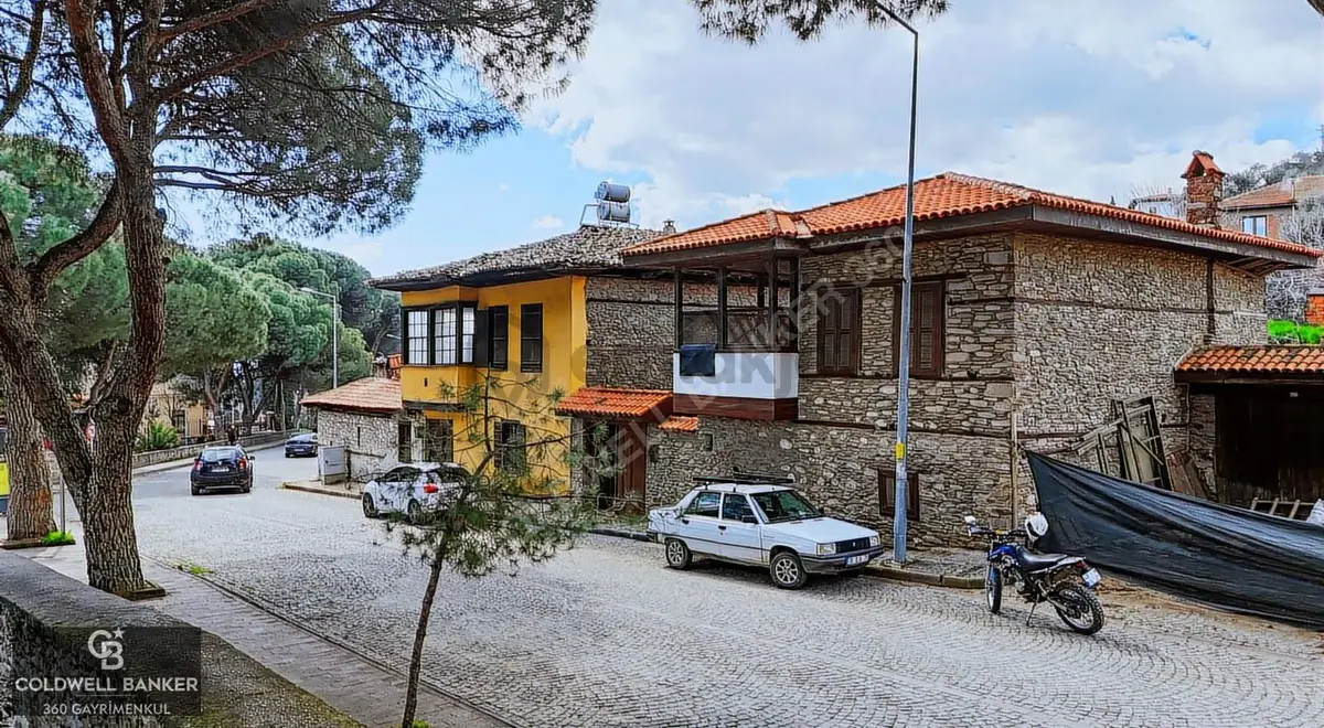 Ödemiş Birgi'de Restore Edilmiş Emsalsiz Satılık Taş Konak - 19