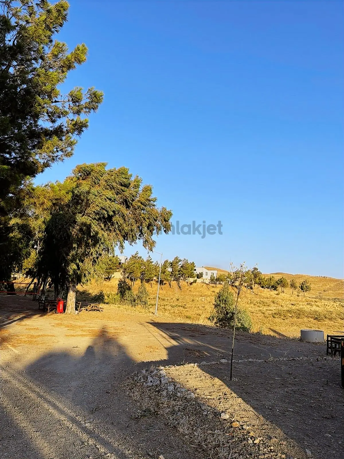 Doğa İçinde Göl Manzaralı Eşyalı Müstakil Ev - 11