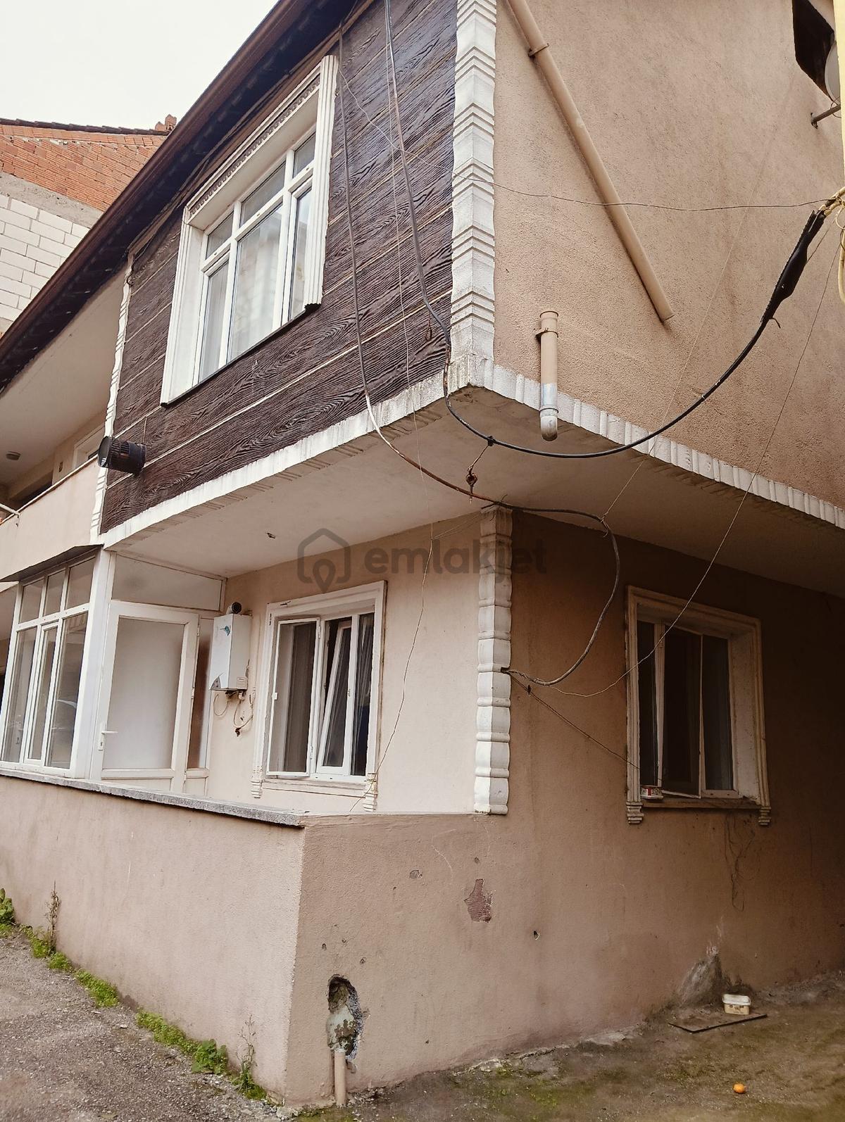 Bekirdere Merkezde Satılık 2 Katlı Bina - 32