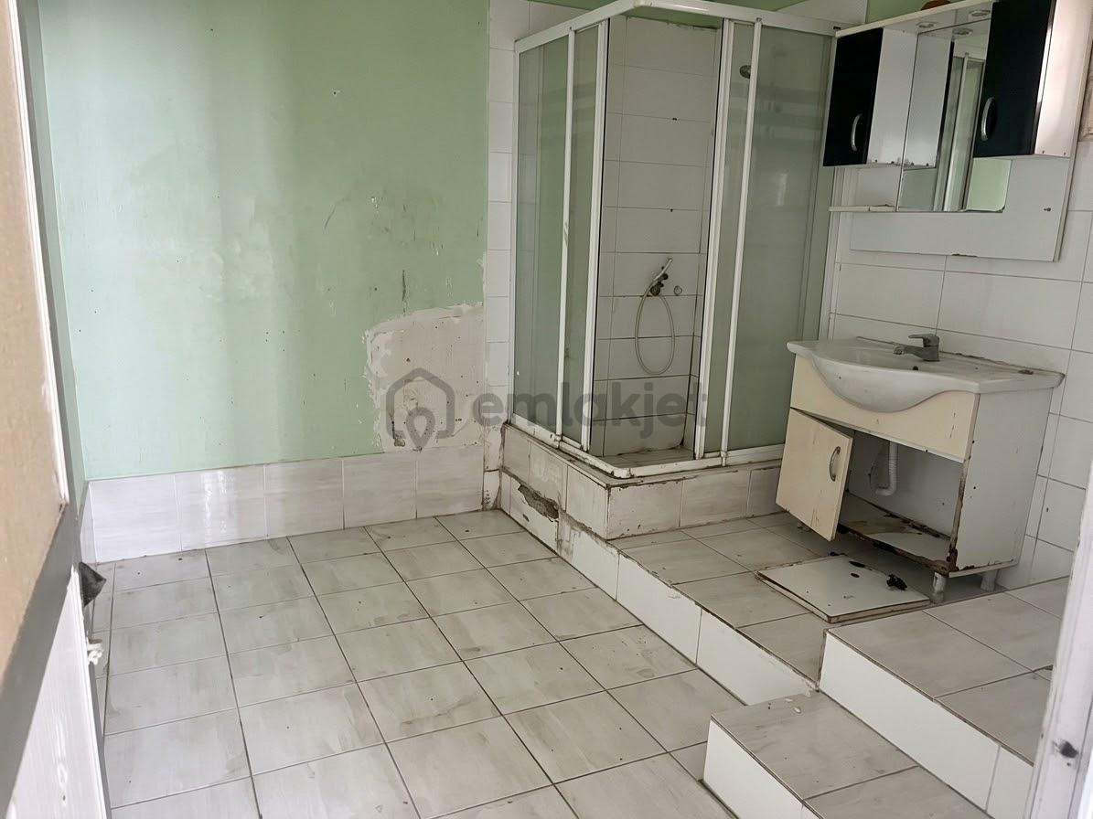 Kiralık Dükkan Pendik Esenyalı Mahallesi - 5