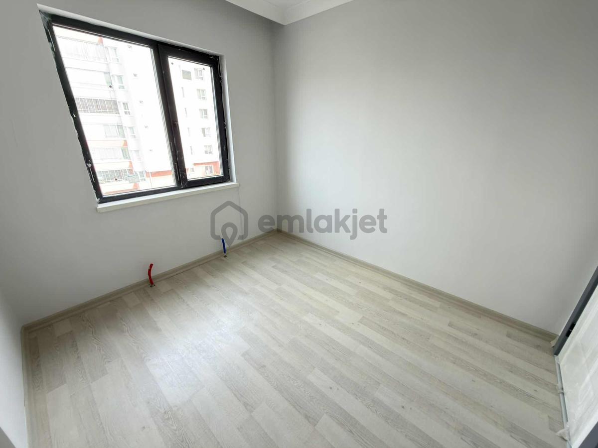 Avcılar'da 3+1 Ebeveyn Banyolu Giyinme Odalı 160m² Site İçinde - 34