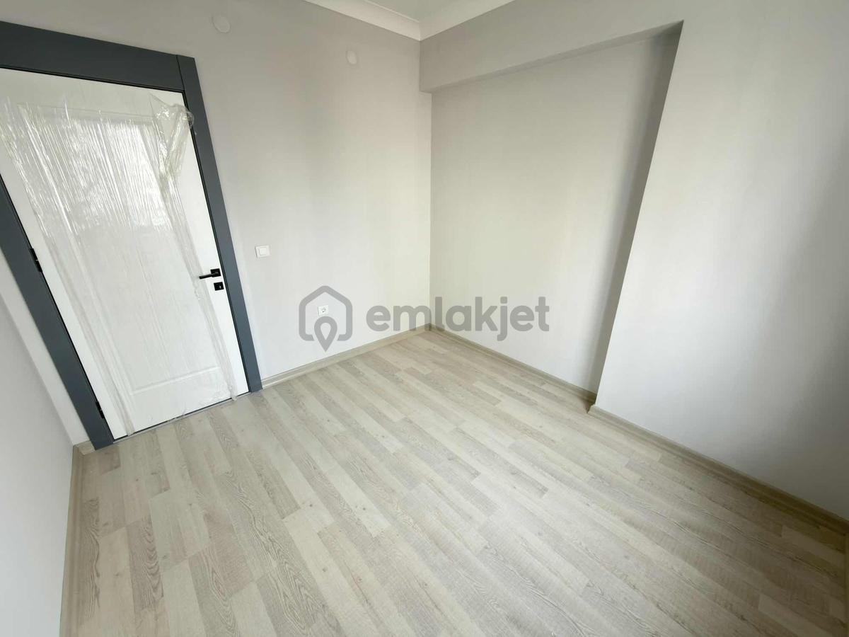 Avcılar'da 3+1 Ebeveyn Banyolu Giyinme Odalı 160m² Site İçinde - 6