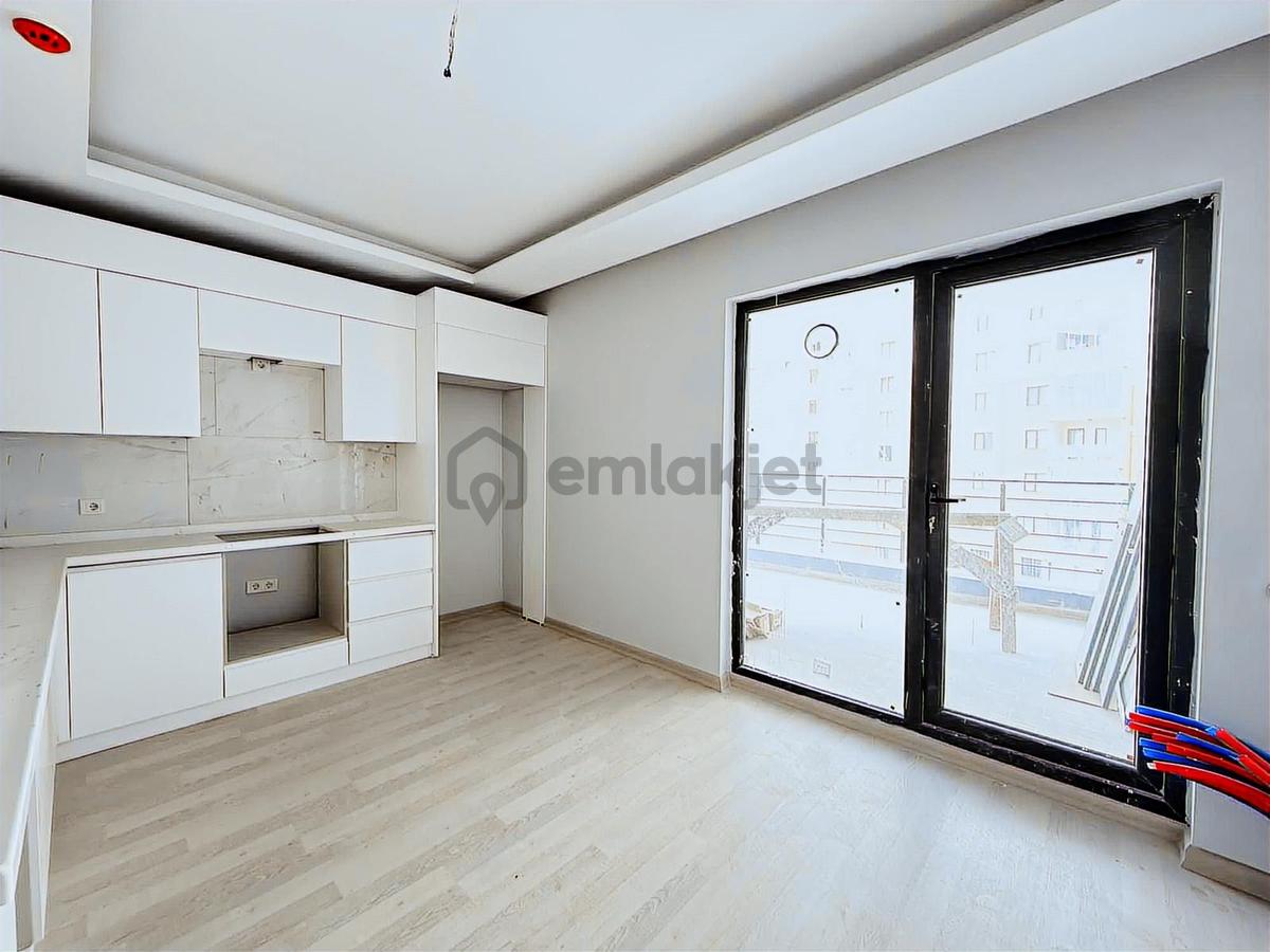 Avcılar'da 3+1 Ebeveyn Banyolu Giyinme Odalı 160m² Site İçinde - 29
