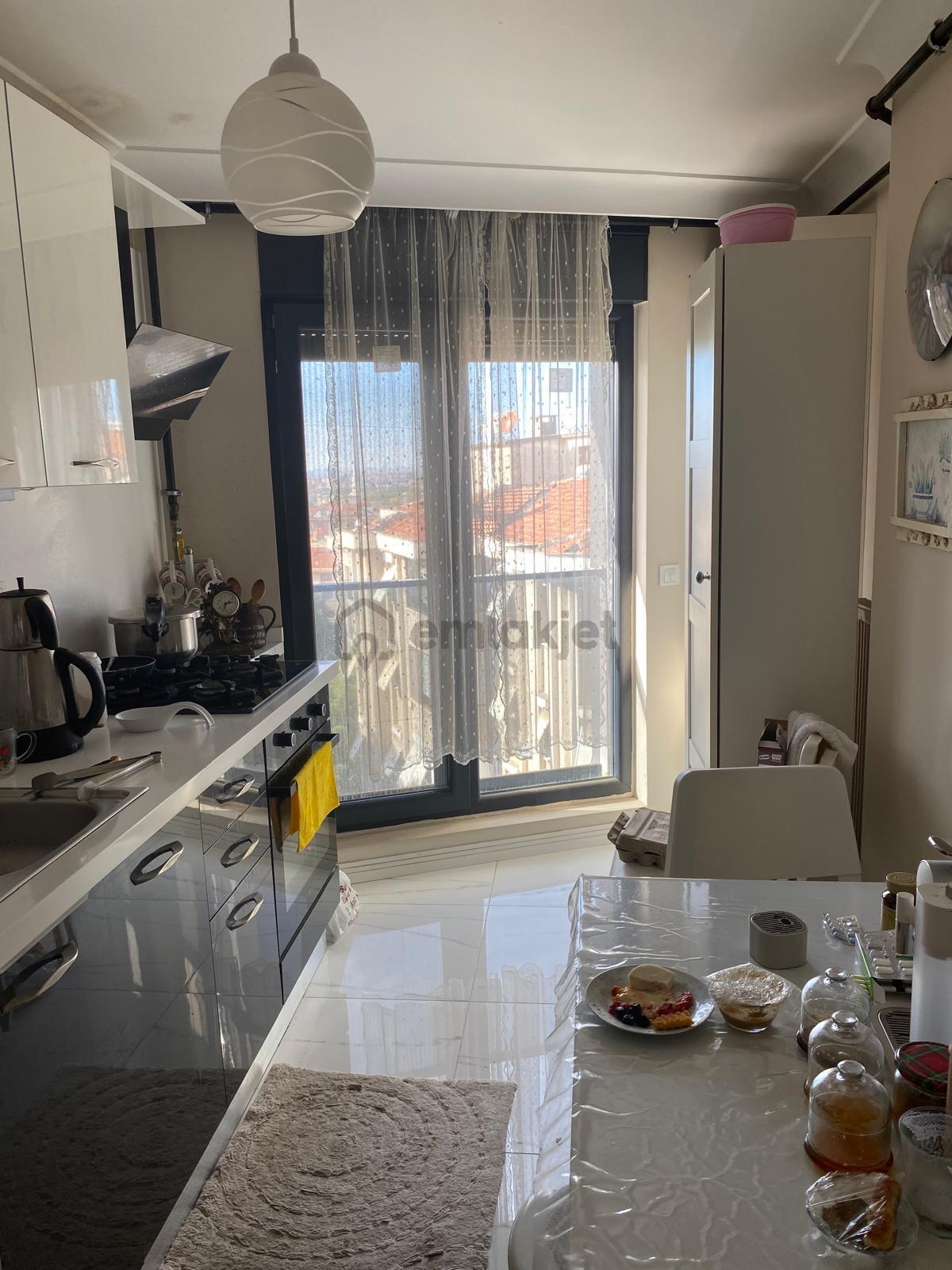 Acıbadem Caddesinde Deniz Manzaralı Dubleks Daire - 9