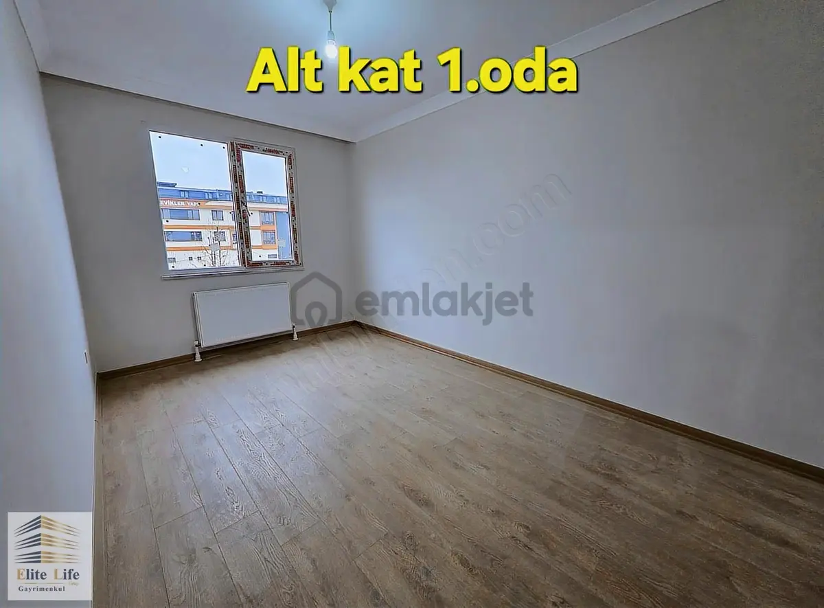 Sancaktepe Osmangazide Sıfır 3+2 Dubleks Çift Girişli Daire - 27