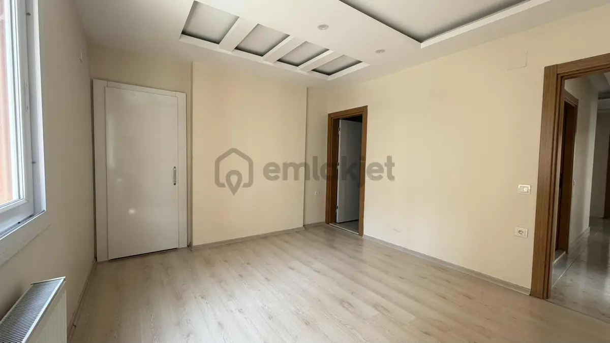 Atc'dan Belediye Yanında 3+1 Kiralık Daire - 2