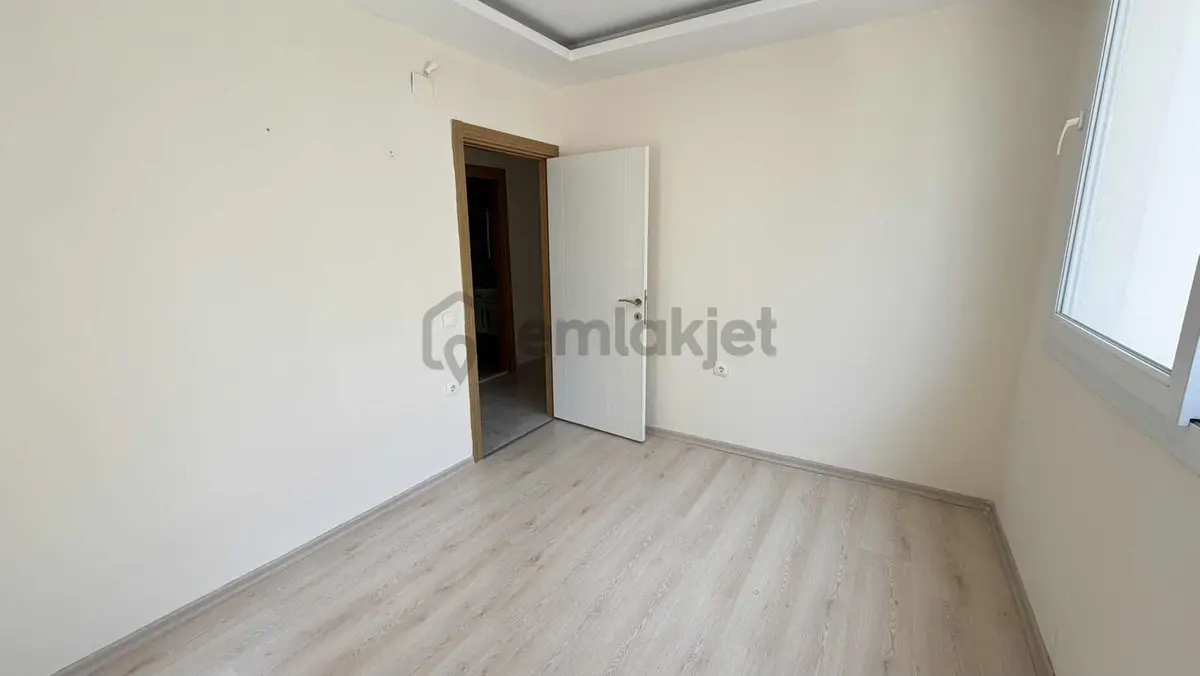Atc'dan Belediye Yanında 3+1 Kiralık Daire - 4