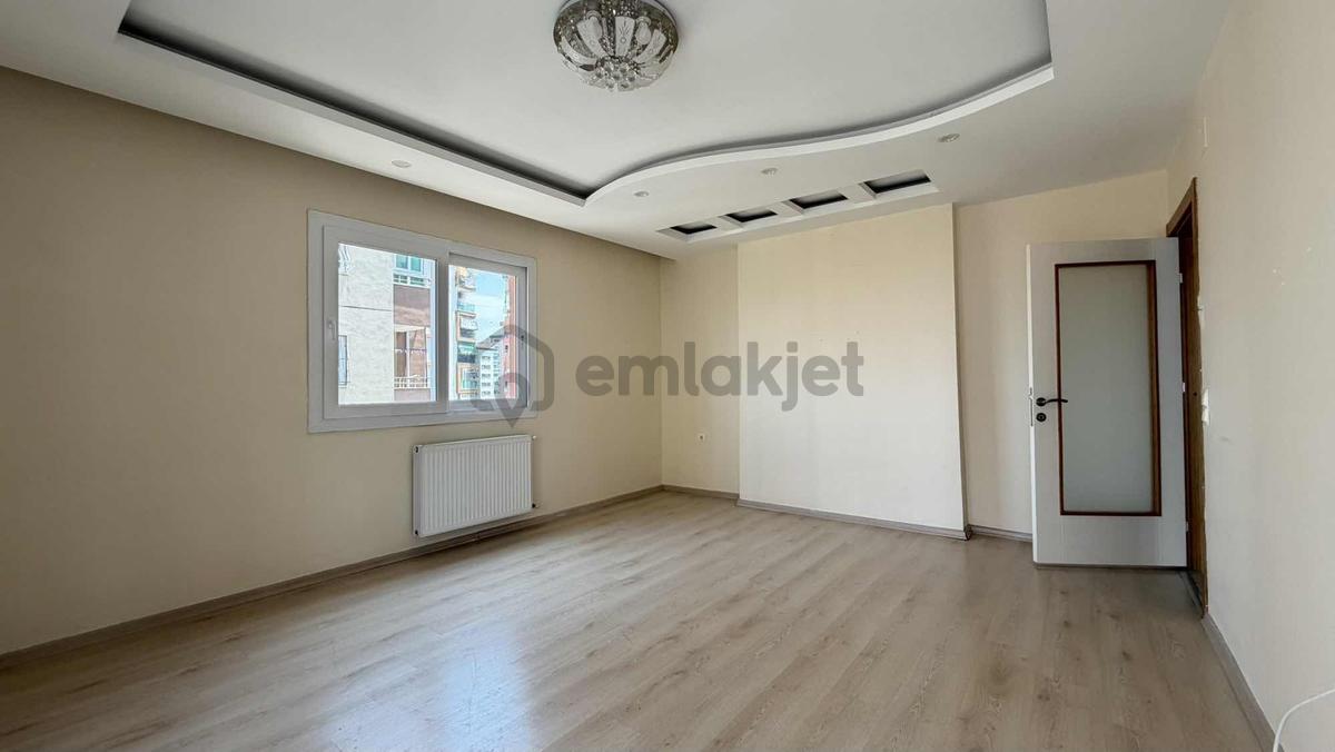 Atc'dan Belediye Yanında 3+1 Kiralık Daire - 9