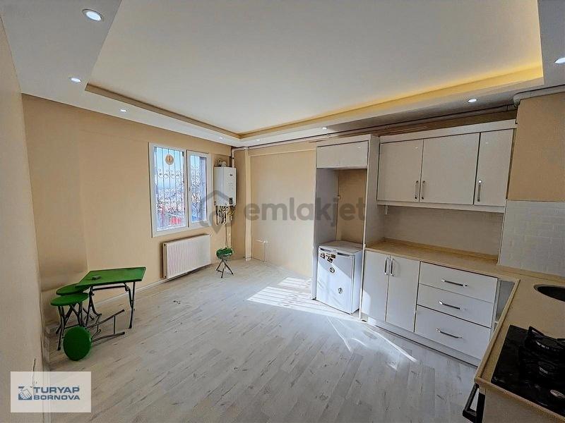 İzmir Çiğli Yakakentte Kiralık 3+1 Daire - 4