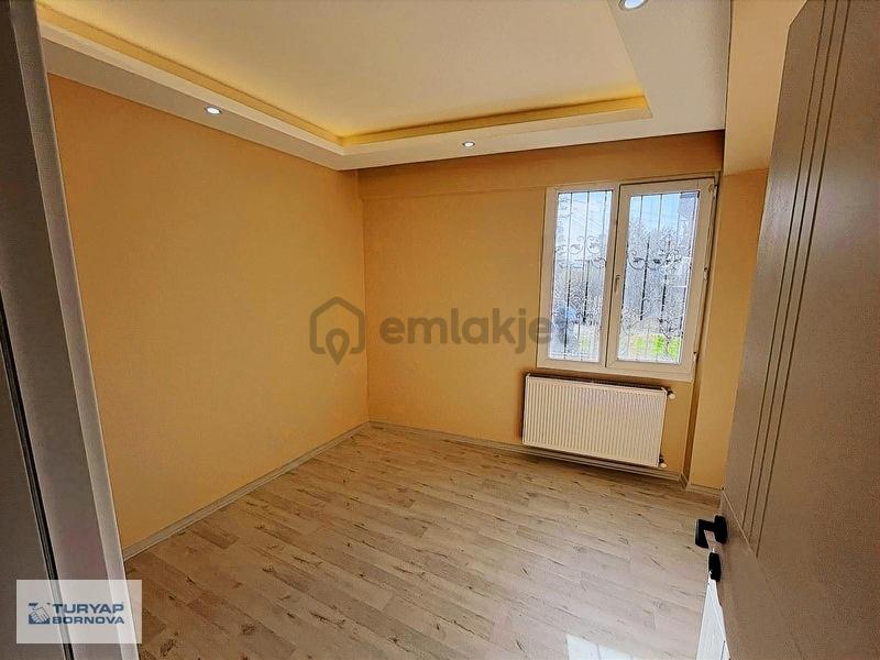 İzmir Çiğli Yakakentte Kiralık 3+1 Daire - 9