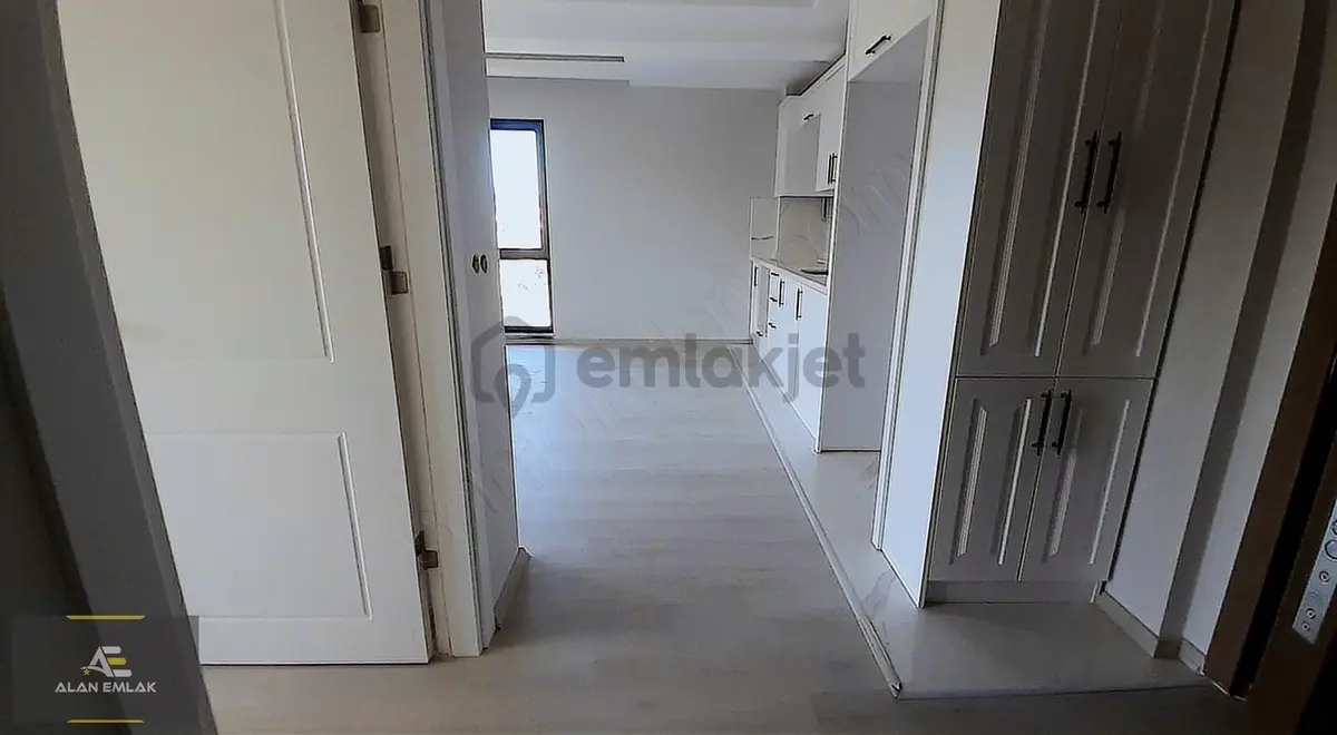 Alan Emlak;çatalçam'da Yola Cephe, Denize Yakın Satılık 1+1 - 31