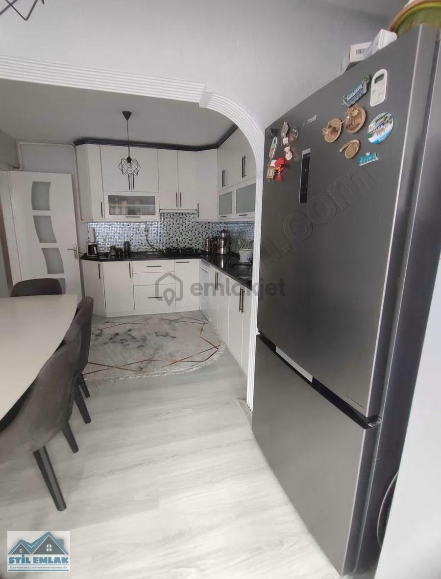 Salihli Satılık 3+1 Daire Gürsel Caddesi Üzeri - 11