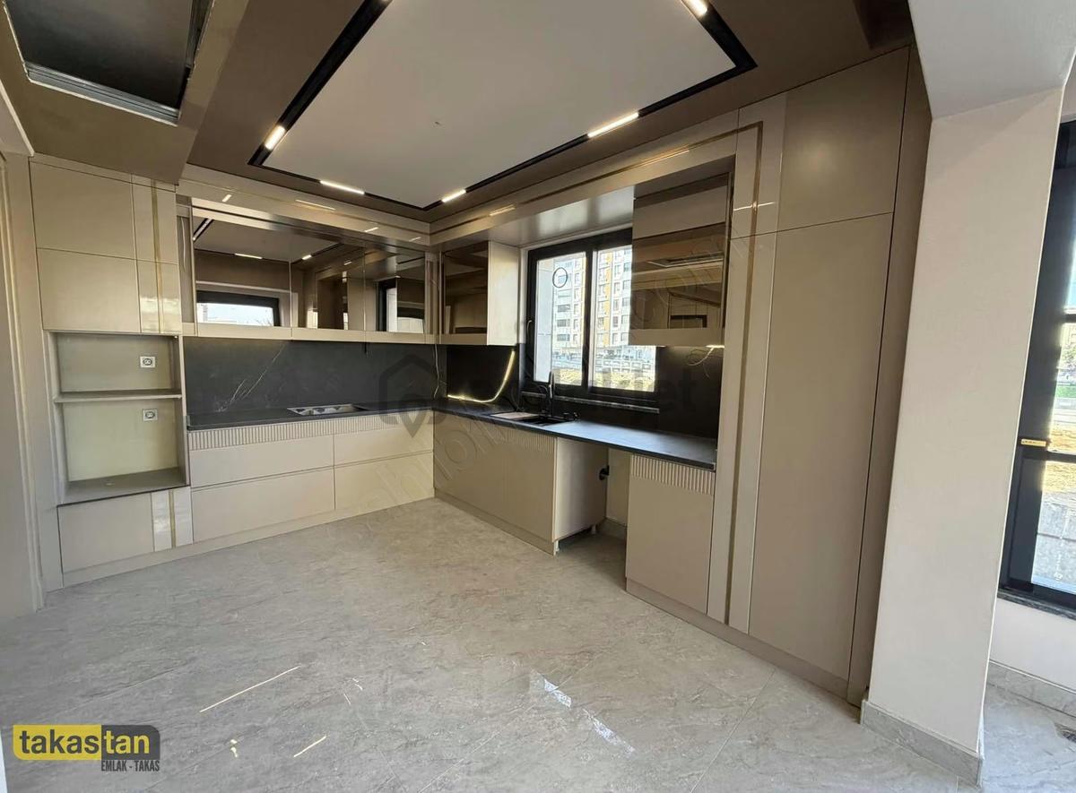 Korupark Civarı Ultra Lüx 2+1 Oturuma Hazır - 20