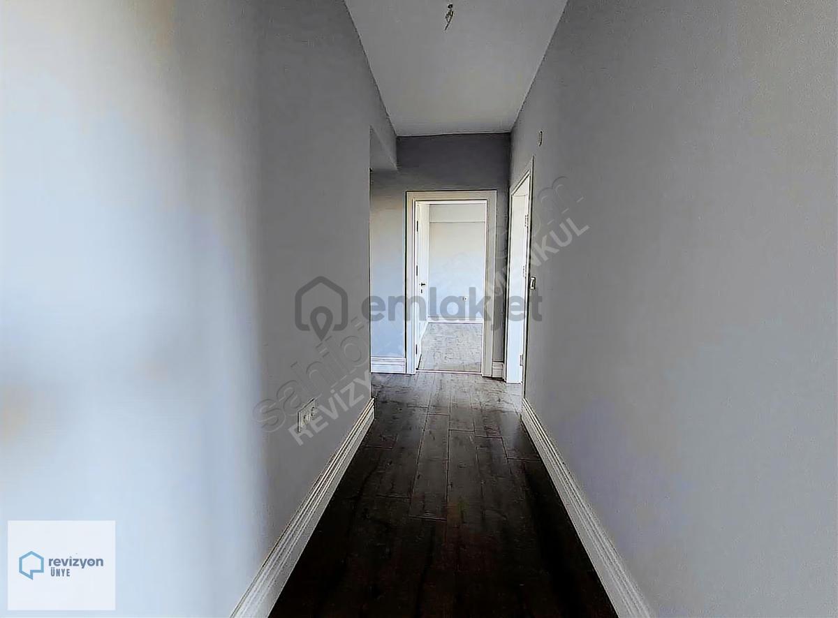 Revizyon'dan Lavinya Karadeniz Sitesi **sıfır** 3+1 - 34