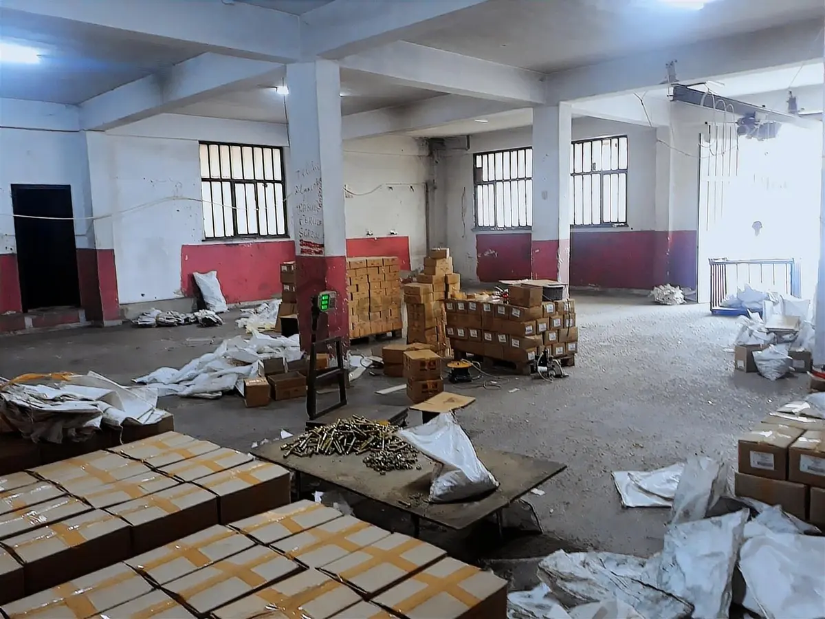 İkitelli Org.de Kiralık 250 M2 Girişüstü Hazır Atölye - 14
