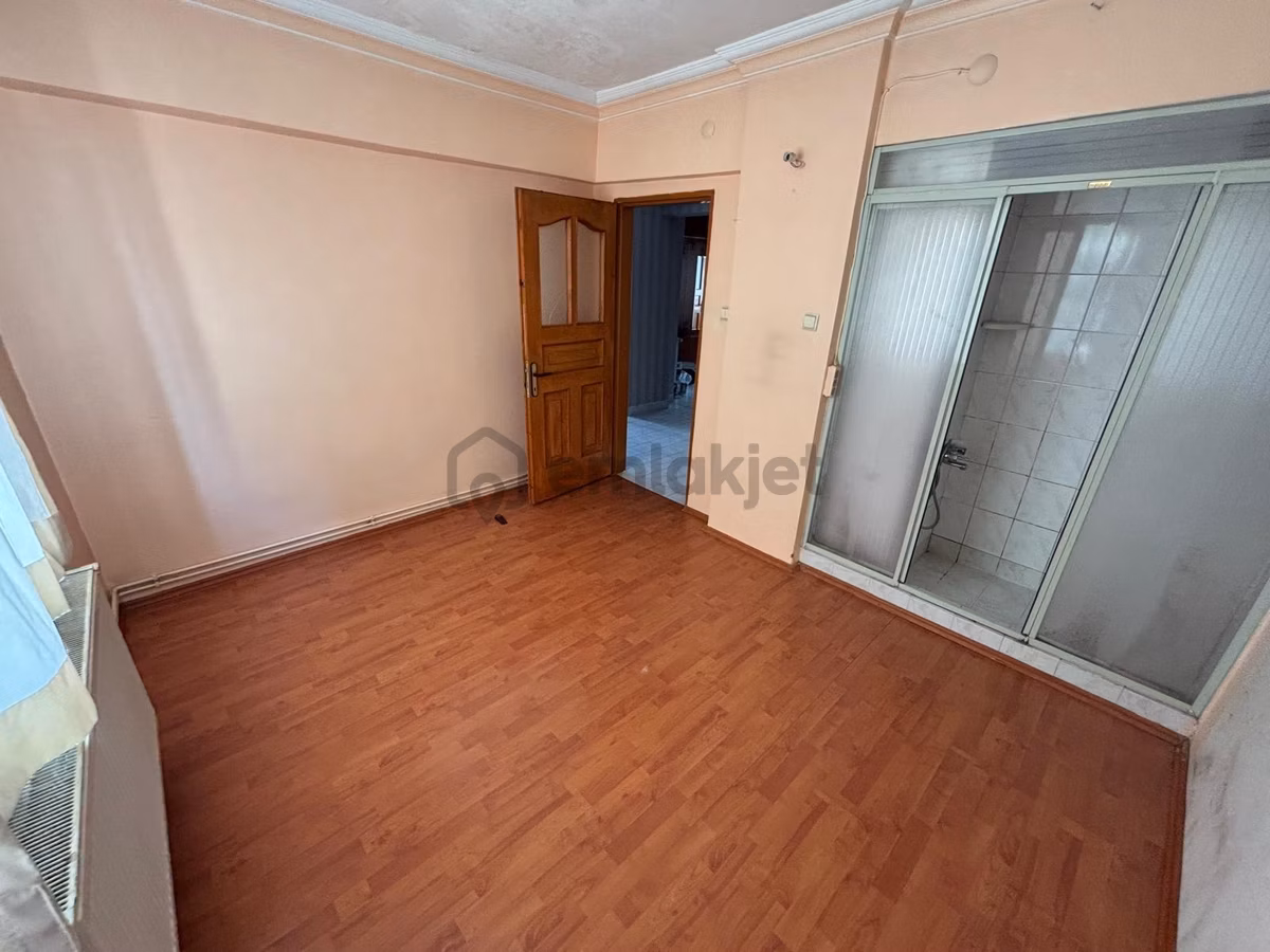 Barut Emlaktan Güney Cephe 125 M2 3 Cepheli 3+1 Daire 3. Kat - 32