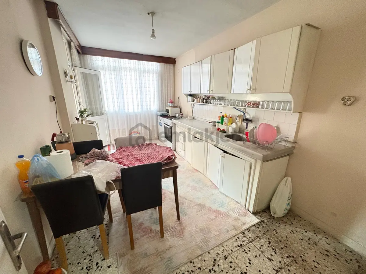 Prestij'den Mesudiye'de Geniş Oturumlu Temiz 3+1 Daire - 2