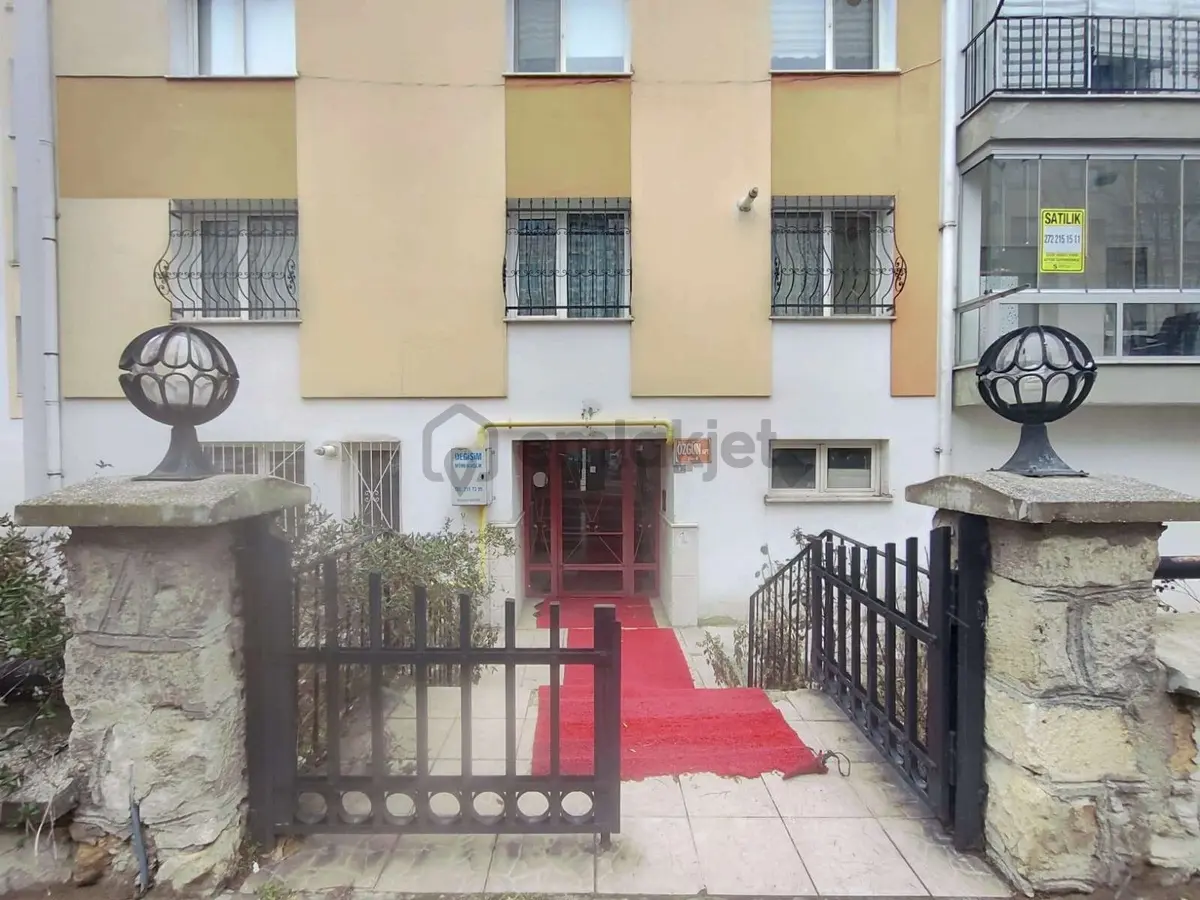 Örnekevler'de Eminevim-fuzulevim Uygun Güney Cephe 3+1 Daire - 15