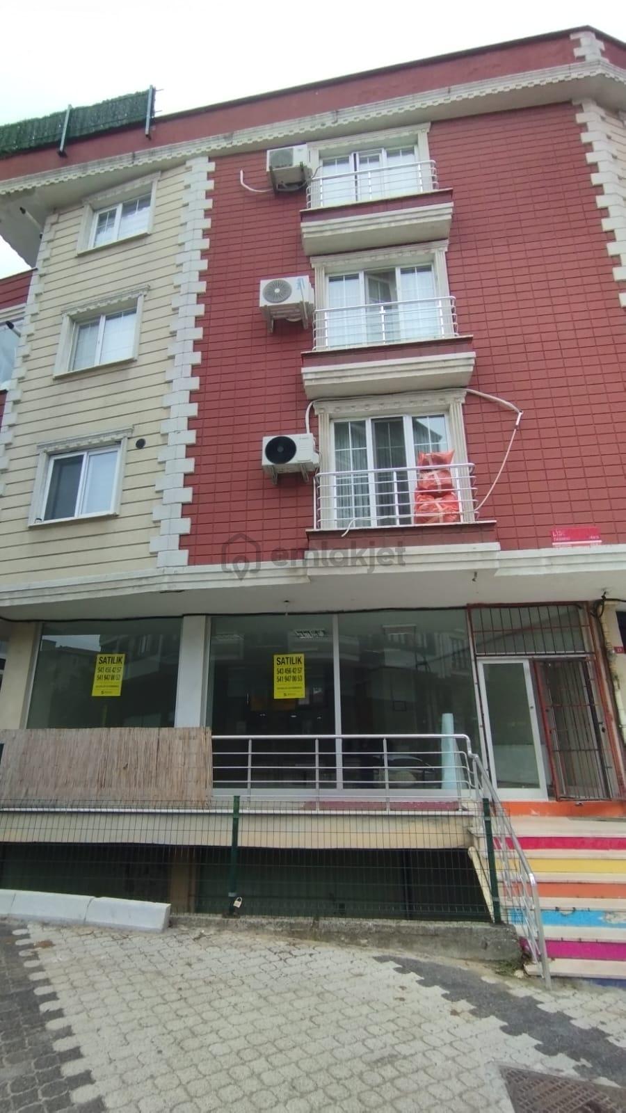 Sancaktepe Lise Caddesine Cephe Satılık Dükkan - 3