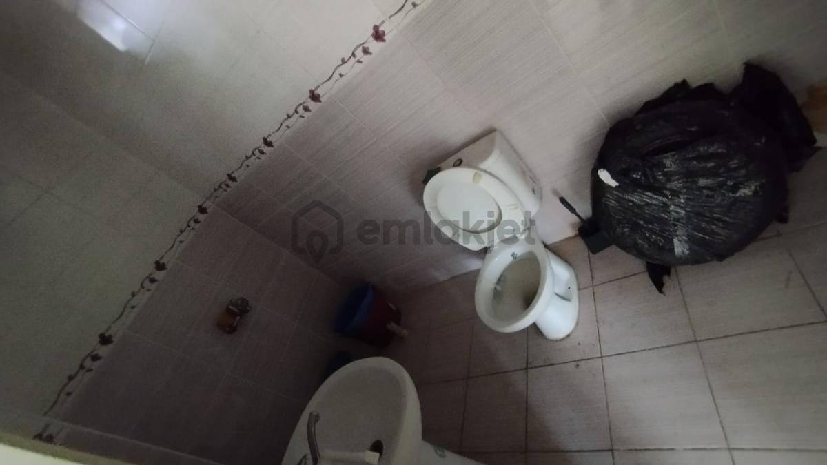 Sancaktepe Lise Caddesine Cephe Satılık Dükkan - 8
