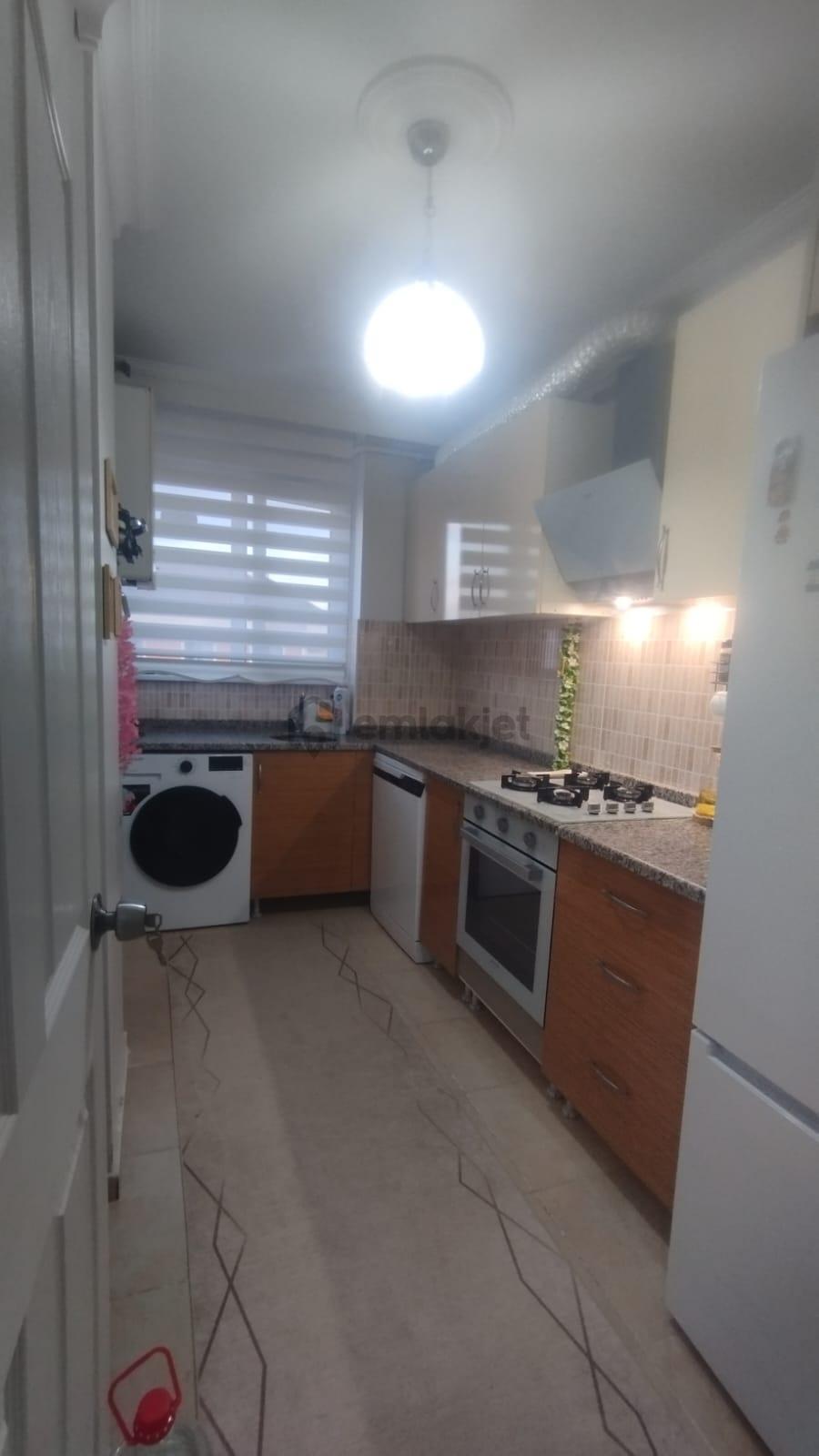 Çekmeköy Aydınlar Mahallesinde 2+1 Asansörlü Daire - 12