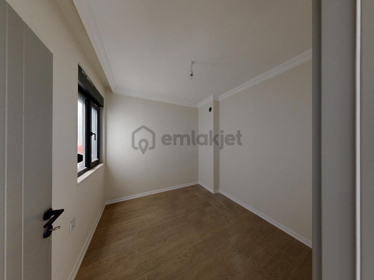 Göksu Cadde 22'de Cadde Cephe Sıfır 2+1 Satılık Daire - 26