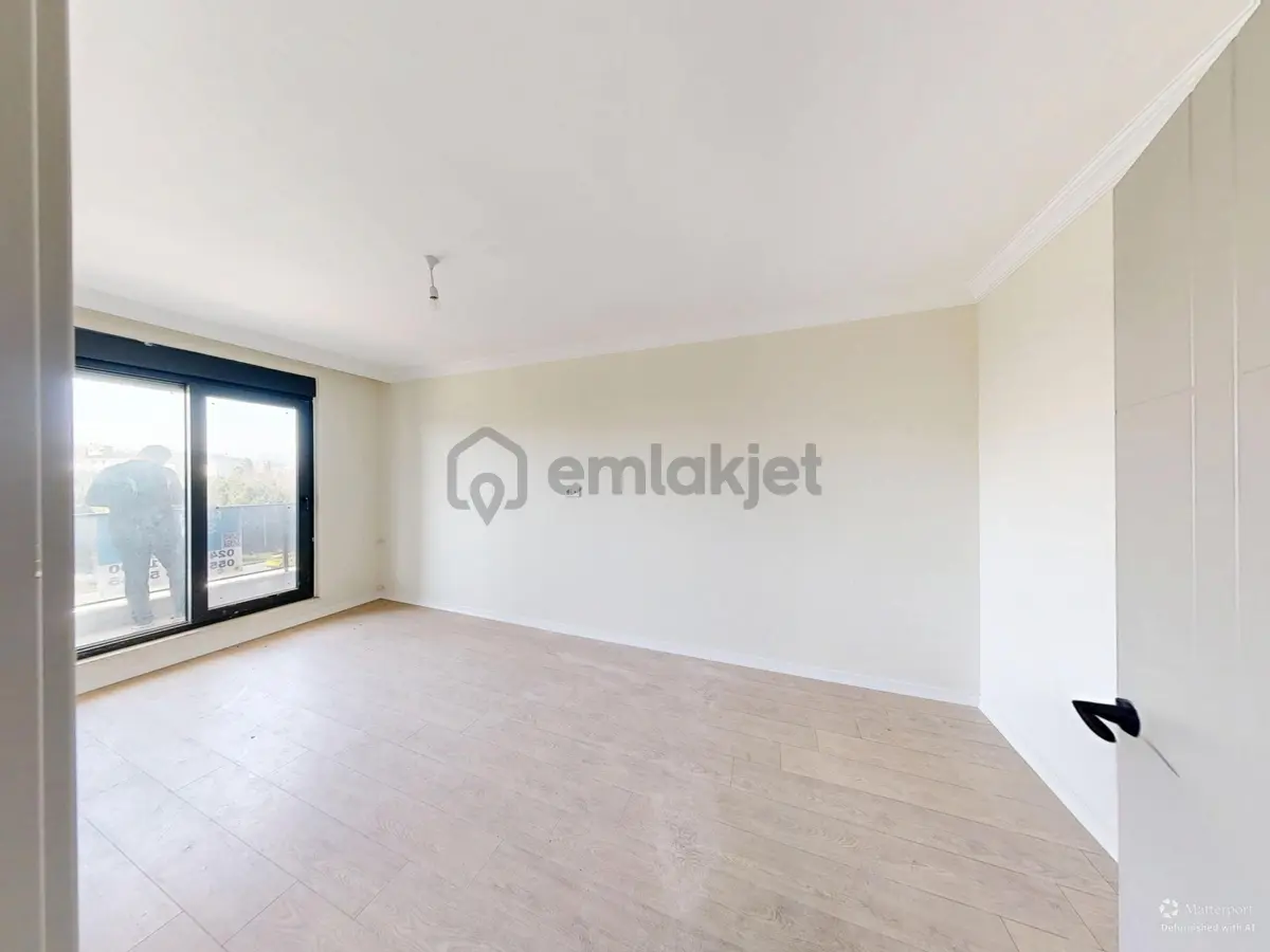 Göksu Cadde 22'de Cadde Cephe Sıfır 2+1 Satılık Daire - 17