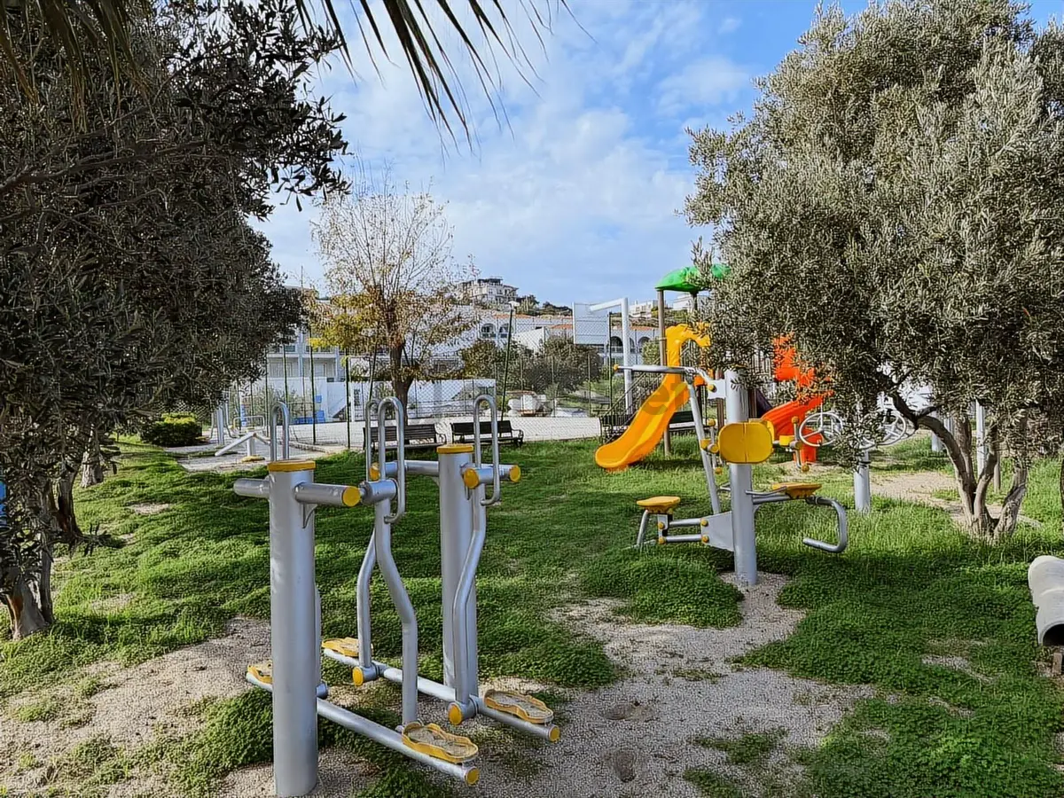 Çeşme Musallada Özel Plaj Ve Sosyal Tesisli 1+1 - 3