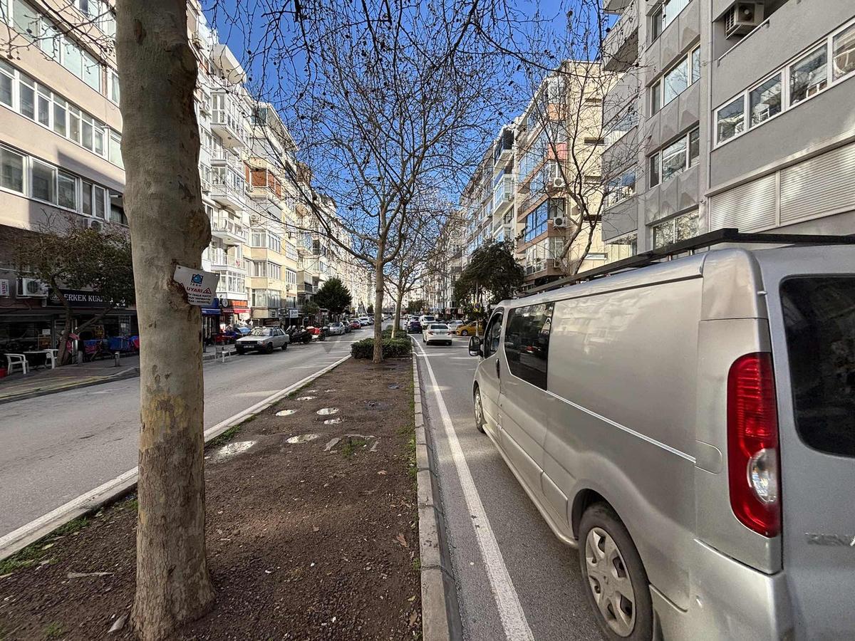 Konak Güzelyalı'da Devren Kiralık Tekel Bayi - 8