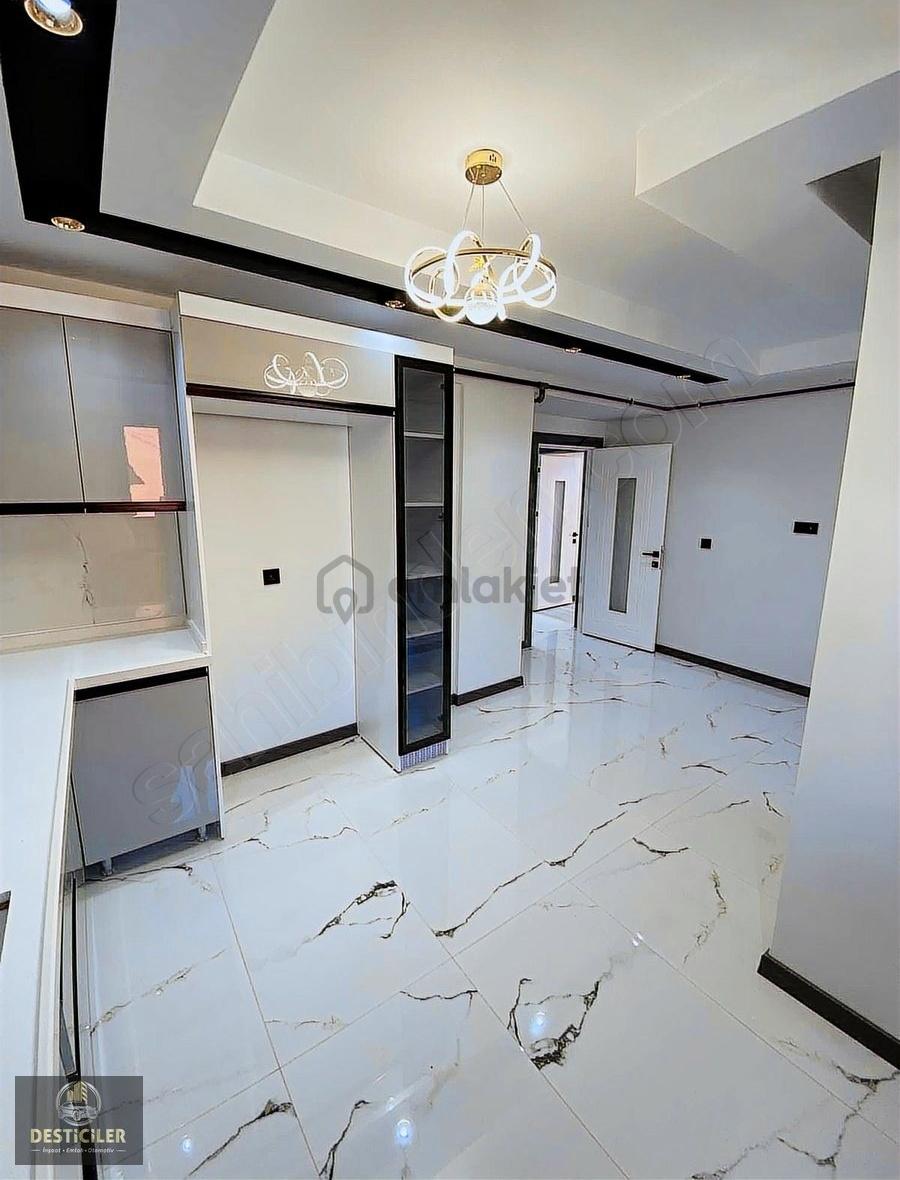 Au-çamlıcada Ebeveyn Banyolu Geniş Kullanım Alanı 3+1 Lüks Daire - 5