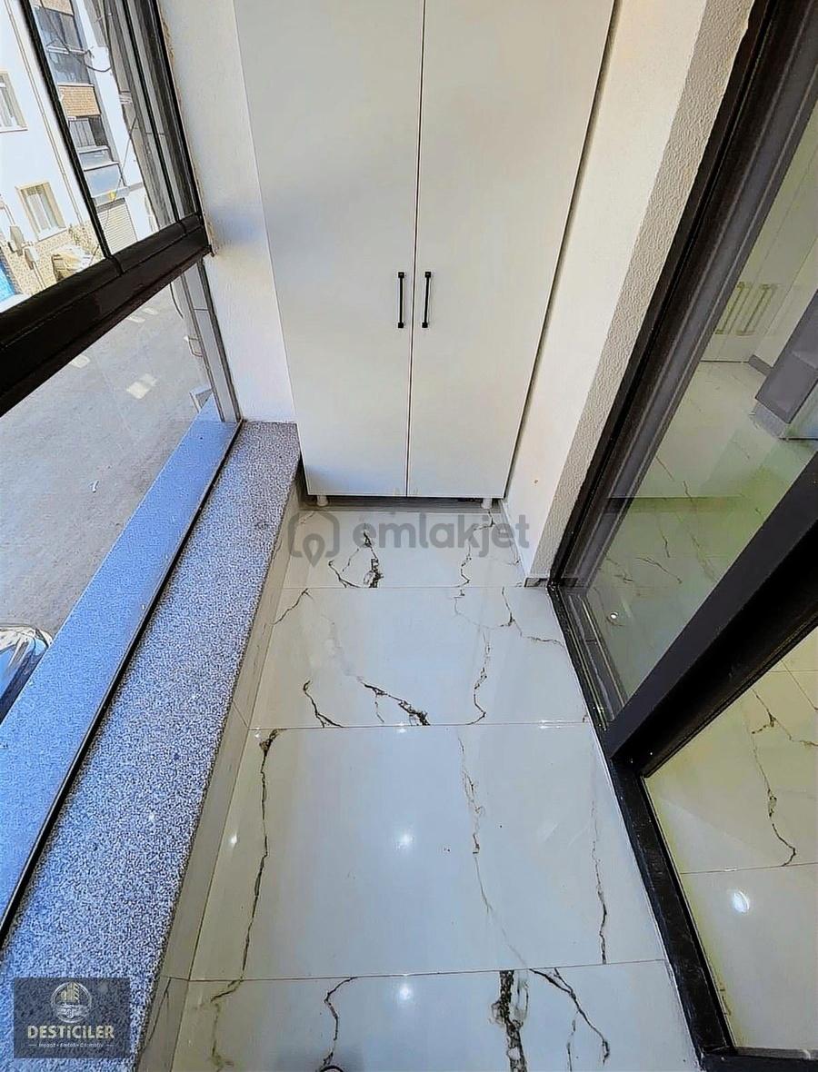 Au-çamlıcada Ebeveyn Banyolu Geniş Kullanım Alanı 3+1 Lüks Daire - 15