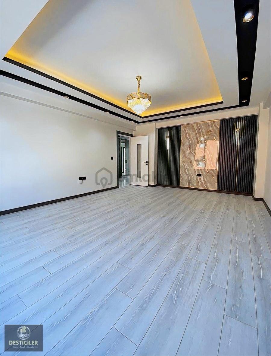 Au-çamlıcada Ebeveyn Banyolu Geniş Kullanım Alanı 3+1 Lüks Daire - 6