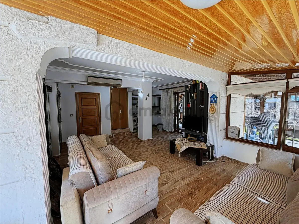 Dikili Çandarlı'da Denize 100 M Mesafede Kiralık Triplex Villa - 22