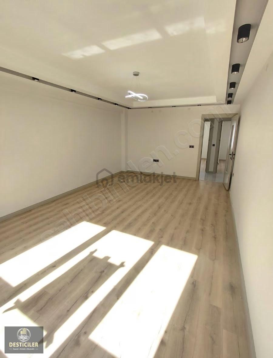 Lt-batıkent Mah. Özel Garajlı Ebeveyn Banyolu 3+1 Sıfır Daire - 13
