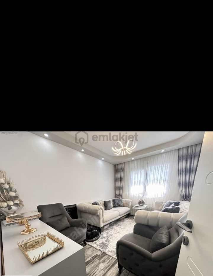 Havuzlu Sitede Ara Kat 2+1 Satılık Daire - 13