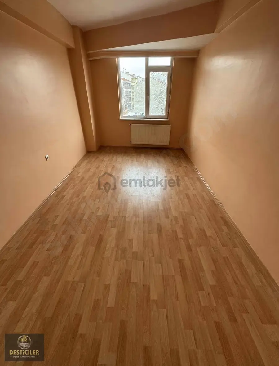 Ad-emek Mahallesi Cadde Üzeri Mükemmel Konum 3+1 145 M2 - 7