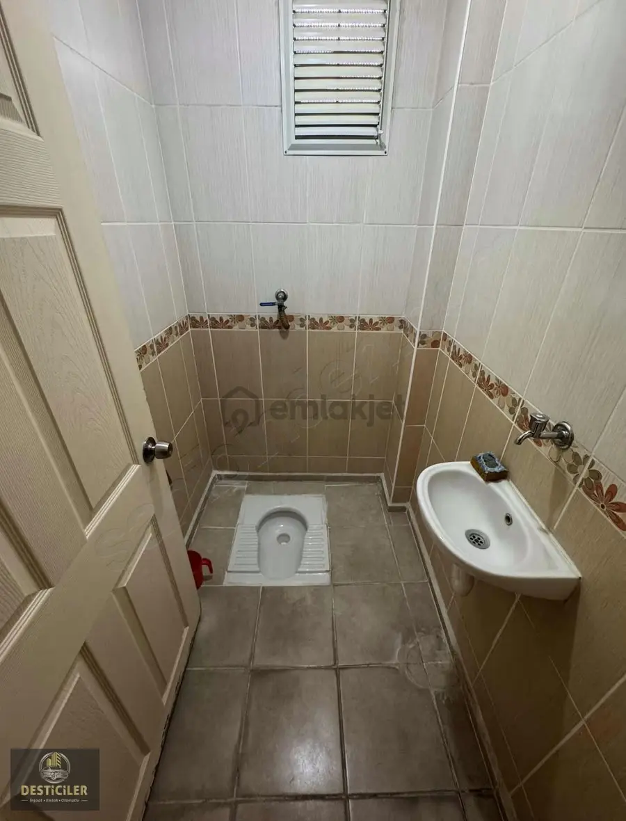 Ad-emek Mahallesi Cadde Üzeri Mükemmel Konum 3+1 145 M2 - 4