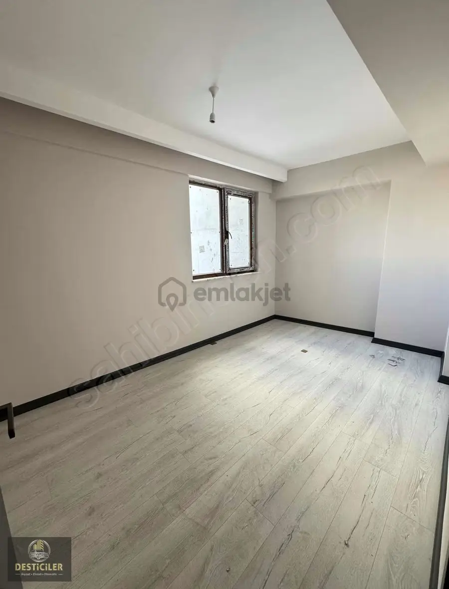 Ck97 Ferah Salonlu,led Spotlu, Ara Kat, Çift Balkonlu 3+1 Daire - 10