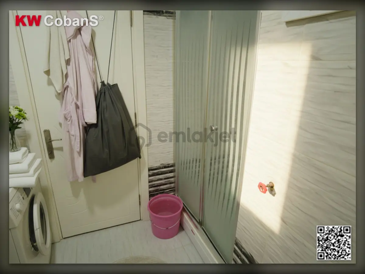 Kw Cobans'tan Bornova'da Yeni Ve Geniş 1+1 Daire! - 8