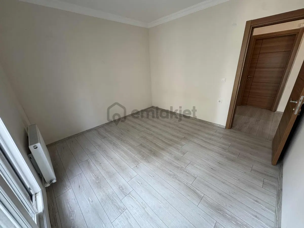 Hıdırlık Mah. Cadde Konumda 2+1 Site İçerisinde Kiralık Daire - 18