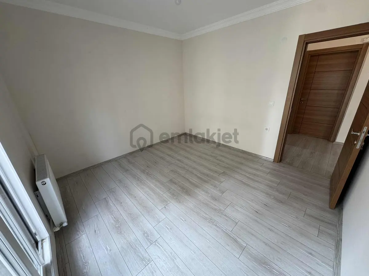 Hıdırlık Mah. Cadde Konumda 2+1 Site İçerisinde Kiralık Daire - 17