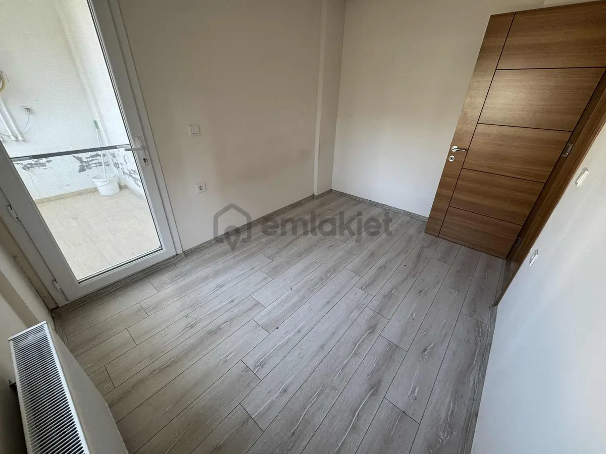 Hıdırlık Mah. Cadde Konumda 2+1 Site İçerisinde Kiralık Daire - 11