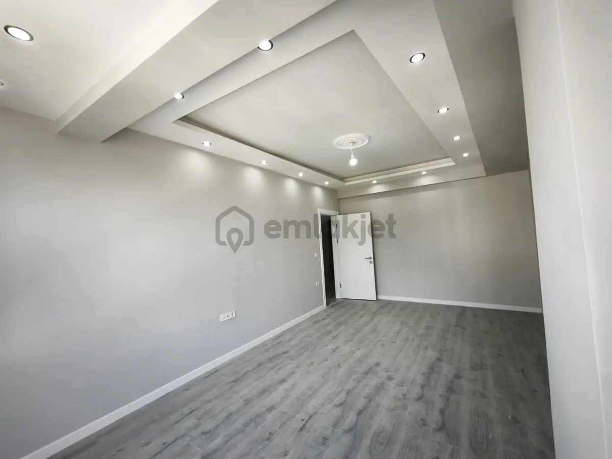 İzmit Kocatepede Satılık 3+1 Ön Cephe Çatı Dubleks 130 M² - 7