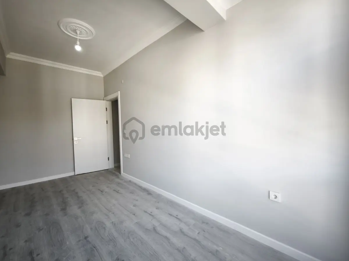 İzmit Kocatepede Satılık 3+1 Ön Cephe Çatı Dubleks 130 M² - 27