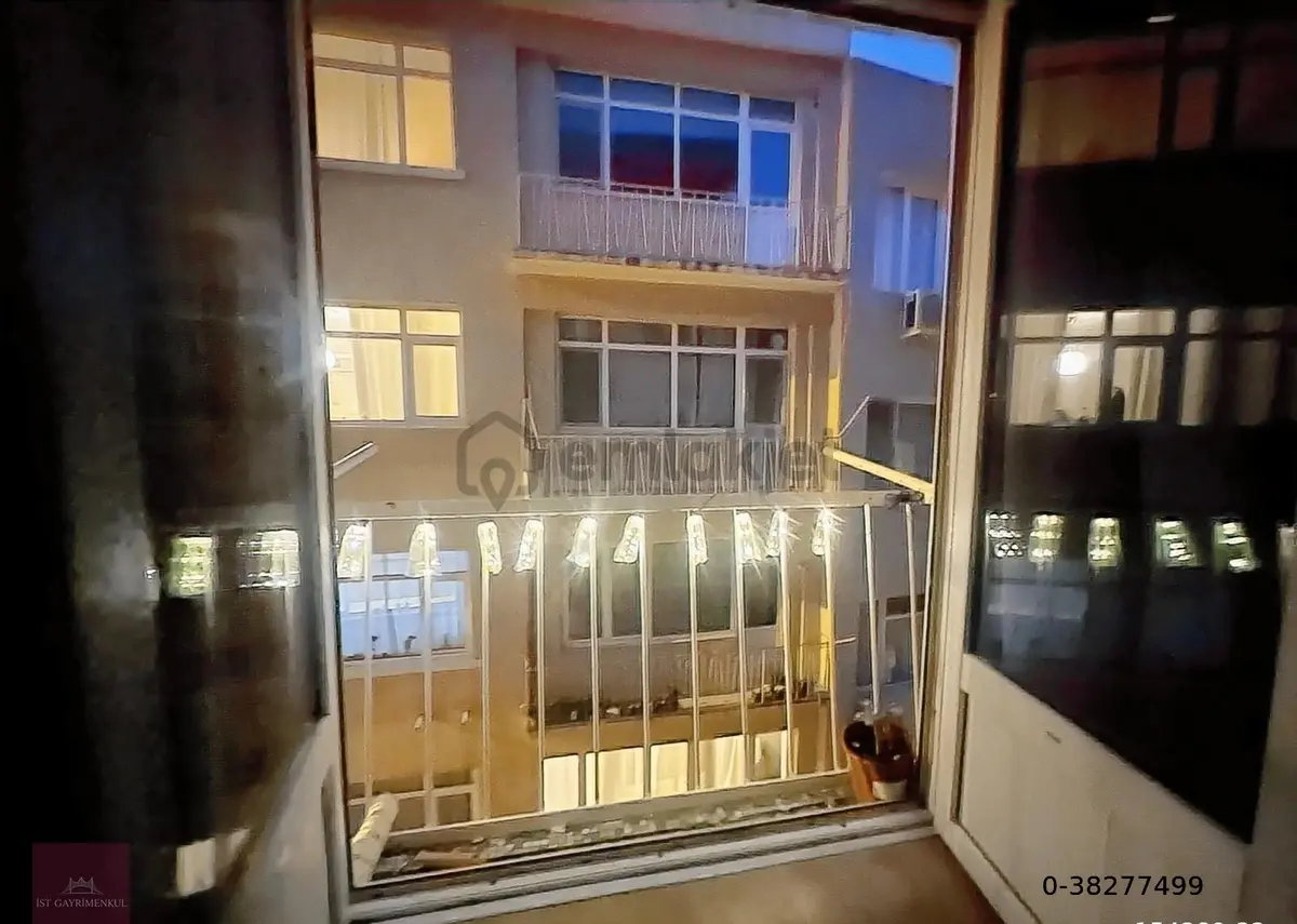 Taksim'de Airbnb Ruhsatlı Boğaz Manzaralı Satılık Ferah Daire - 12