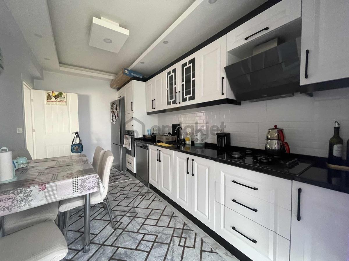 Hatip Mahallesin De Cadde Cephe 2+1 Satılık Daire - 22