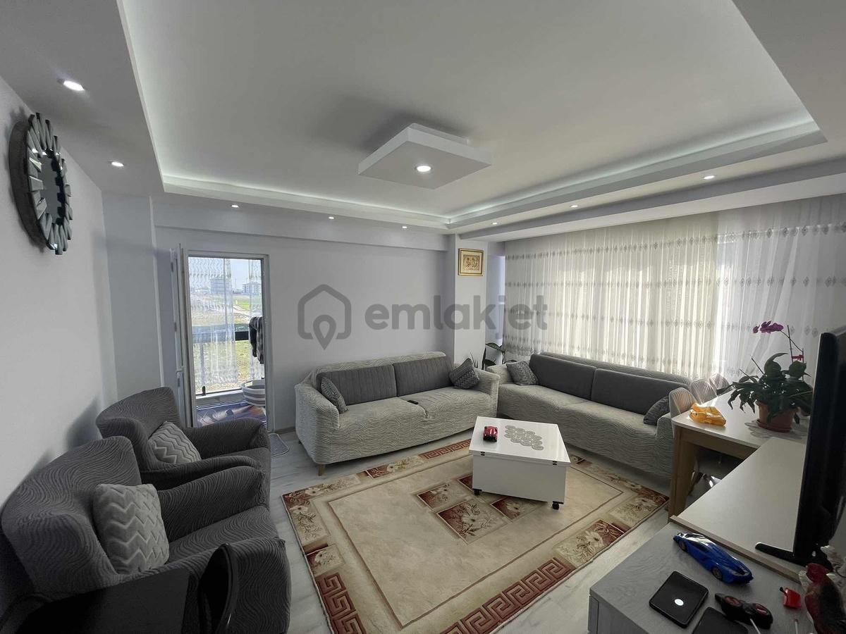 Hatip Mahallesin De Cadde Cephe 2+1 Satılık Daire - 3