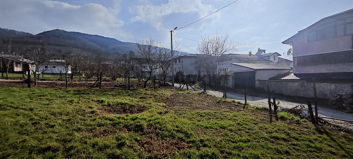 Evsane Konum Merkezde İmarlı Saklı Bahçe - 6