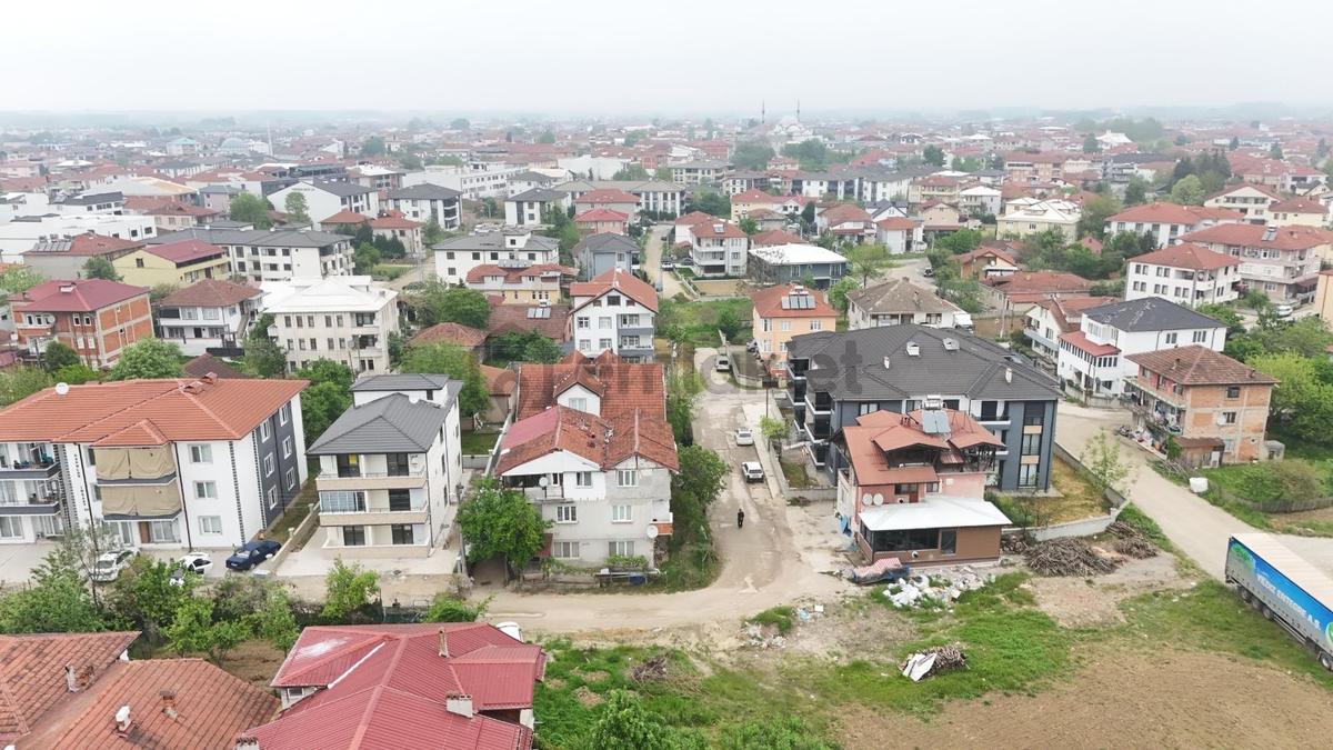 Aker Emlaktan Ada Caddesinde 1+1 - 15
