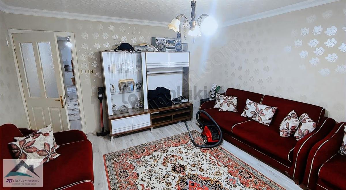 Tevfikiye Mahallesinde 5+1 240m2 Satılık Dubleks - 27